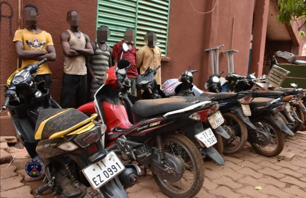 Ouagadougou-insécurité: fin de cavale pour deux réseaux de délinquants