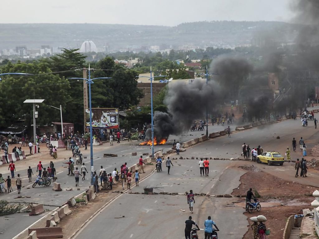 Mali: la CEDEAO, l’Union Africaine, les Nations Unies se disent préoccupés.