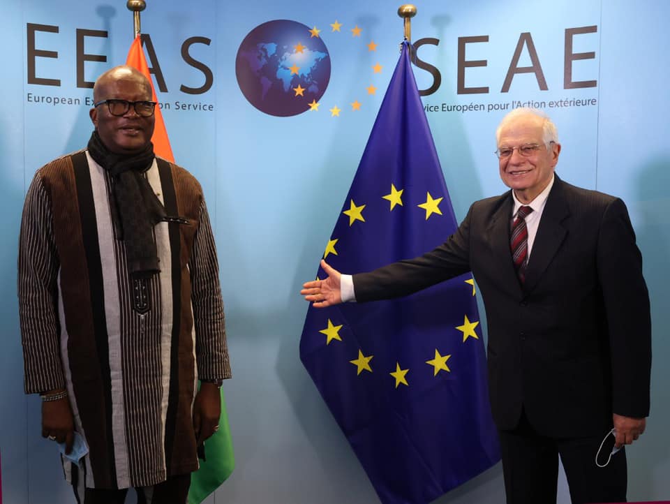 Visite de travail en Belgique : Roch Marc Christian Kaboré s’entretient avec Josep Borrell