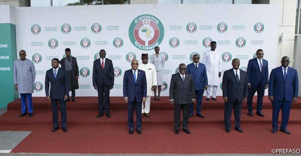 Guinée: la CEDEAO Sanctionne les le colonel Doumbouya et ses hommes.