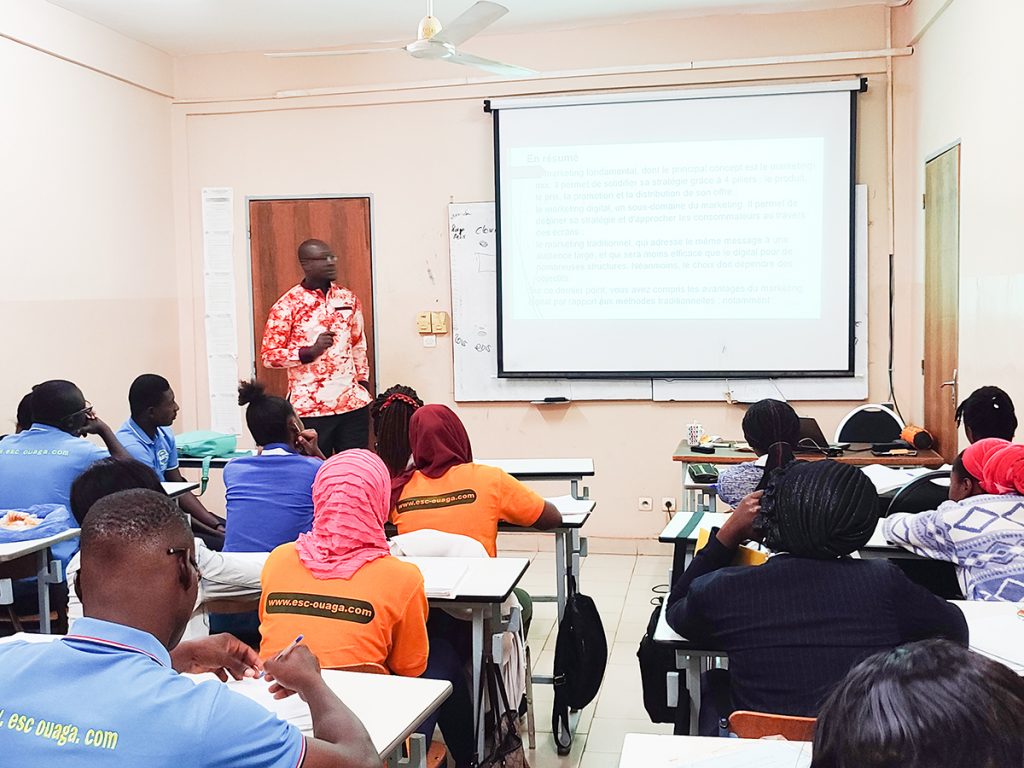 Coup d’Etat au Burkina : Les cours suspendus dans les institutions d’enseignement supérieur