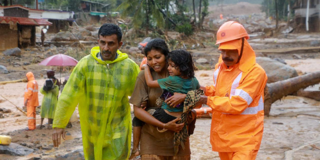 Inde : au moins 100 morts dans un glissement de terrain