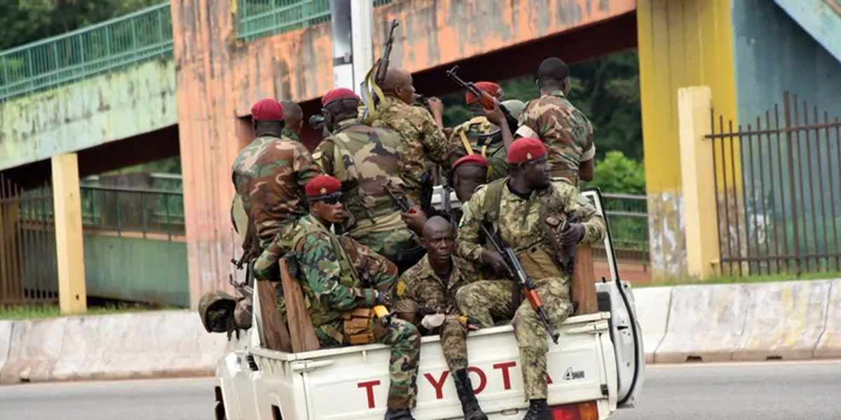 Fusillade près du palais présidentiel à Conakry: Trois assaillants tués