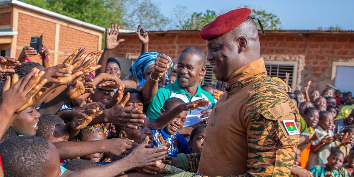 Rentrée scolaire 2024-2025 : Le Capitaine Ibrahim Traoré adresse ses encouragements au monde éducatif burkinabè