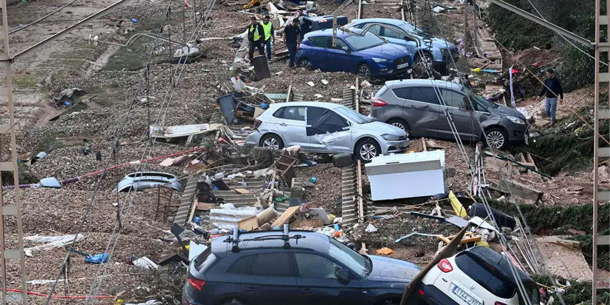 Inondations en Espagne : Plus de 200 morts et des renforts militaires déployés