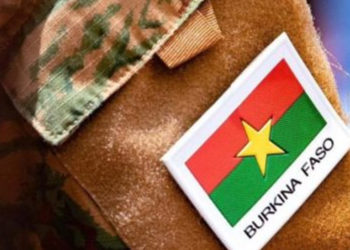 L’armée burkinabè se dissocie d’une vidéo de mutilation par des individus en uniforme militaire