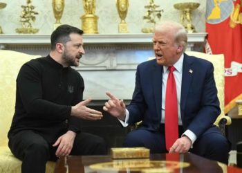 Le président Volodymyr Zelensky (g.) et son homologue américain Donald Trum