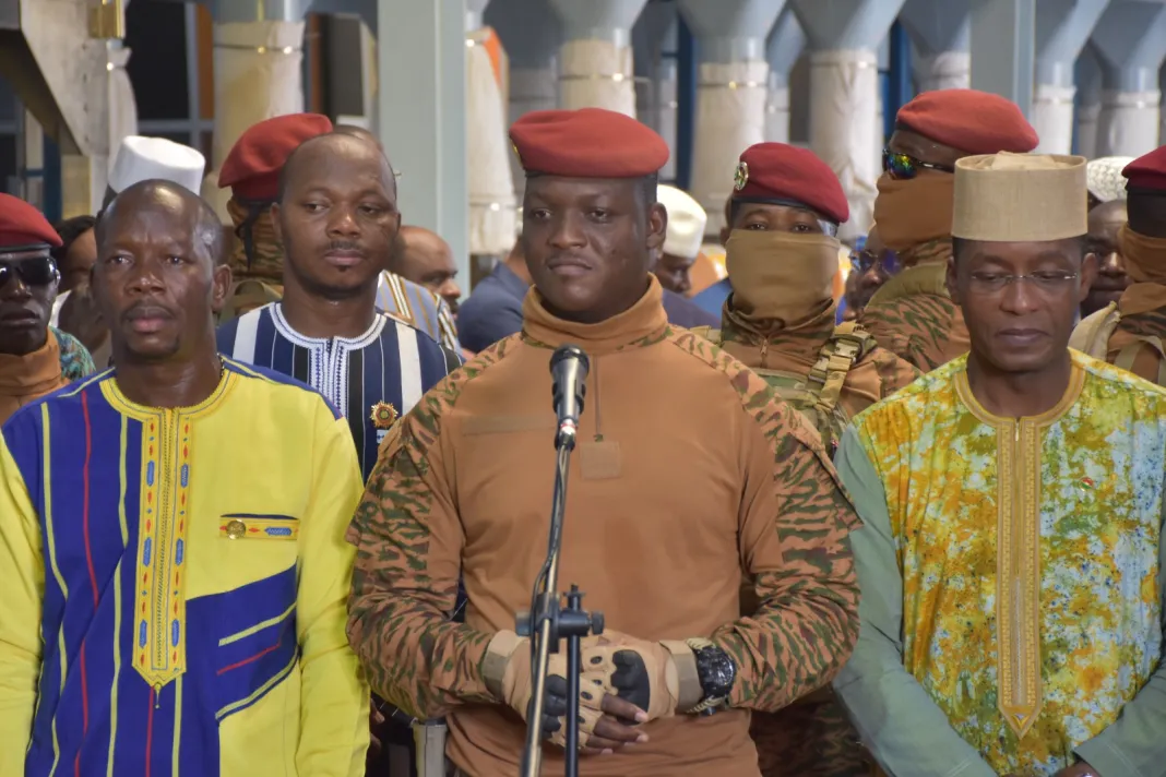 Complexe de détergent : Le capitaine Traoré inaugure une usine