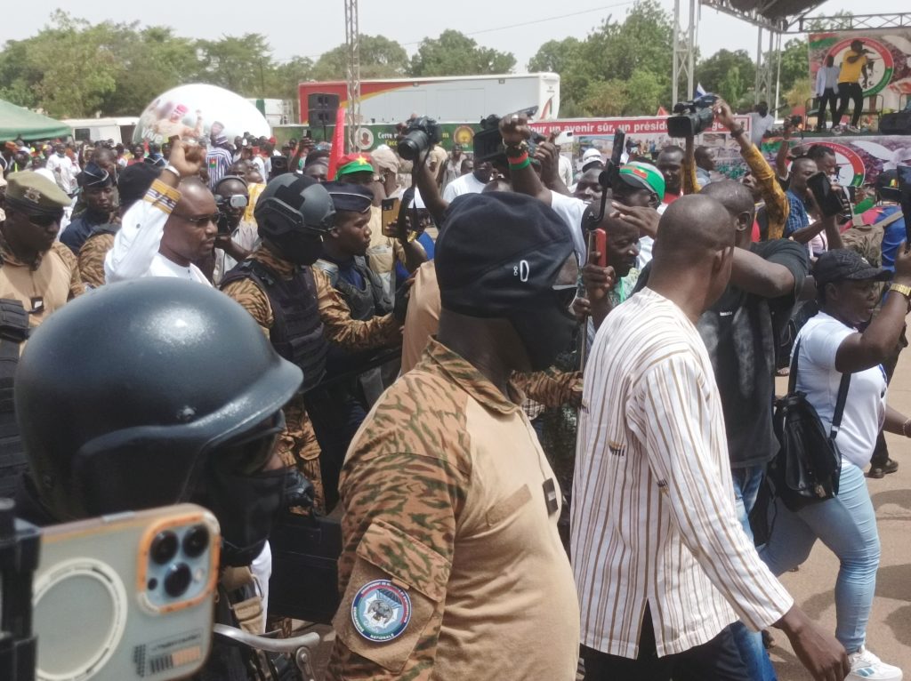 Soutien au Capitaine Ibrahim Traoré : une mobilisation historique du peuple burkinabè