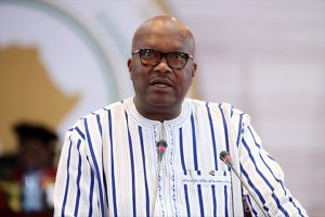 Emploi des jeunes: Lettre ouverte au Président du…