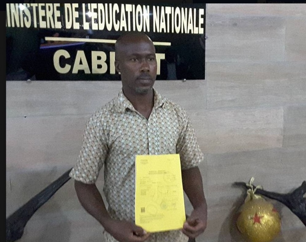 Côte d’Ivoire : A 43 ans, un transporteur réussi à l’examen du CEPE session 2017