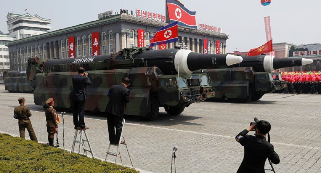 Monde: Cinq questions-clés sur le missile nord-coréen (QUESTIONS-REPONSES)