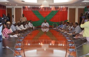 Grêve des transporteurs: le Premier ministre regrette les…