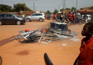 Ouagadougou: Manifestation de jeunes après l&rsquo;assassinat d&rsquo;un militaire