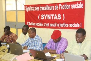 Burkina : Les travailleurs sociaux suspendent les grèves…