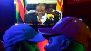 Zimbabwé: Robert Mugabé refuse de démissionner