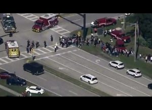 USA:17 morts dans la fusillade dans un lycée…