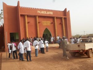 Procès contre Nonguebzanga Kaboré: il écope de six…