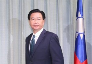 Burkina-Taiwan : le ministre des affaires étrangères présente…