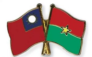 Burkina/ Coronavirus: Affaire avion bloqué à l'aeroport , l’Ambassade de la République populaire de Chine au Burkina Faso apporte des éclaircissements