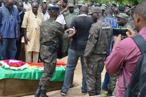 Sécurité: l’Assistant des douanes, Banpobé Joël BONDE conduit…
