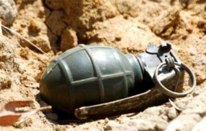 Bam: un paysan se blesse avec une grenade
