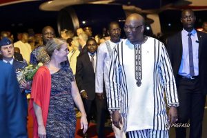 Coopération: Julie Payette est arrivée à Ouagadougou.