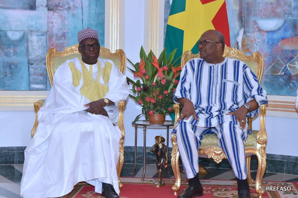 Moustapha Niasse salue en Roch Marc Christian KABORE l’« homme d’expérience ».
