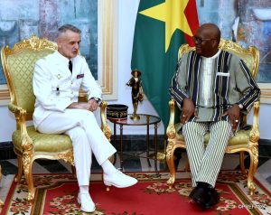 Coopération militaire : le commandant de la force Barkhane fait ses adieux au président du Faso.