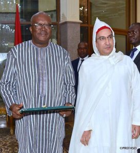 Diplomatie : cinq nouveaux ambassadeurs présentent leurs lettres de créance au président du Faso.