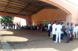 CHU de Tengandogo (Ouagadougou) : Les agents de santé en sit-in de 72 heures depuis ce 22 octobre