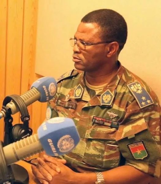 Diplomatie: Le général burkinabè Daniel…
