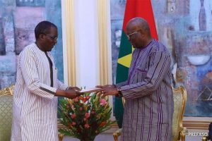 Burkina-Sécurité: Le document de Politique de Sécurité nationale remis au président du Faso.