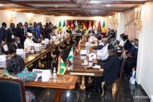 Mali: la junte n'as pu convaincre la CEDEAO qui exige toujours un président civil
