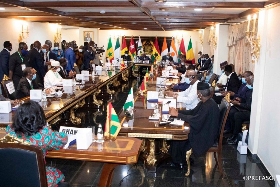Mali: la junte n’as pu…