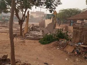 Ouagadougou: la police municipale désencombre les voies publique.