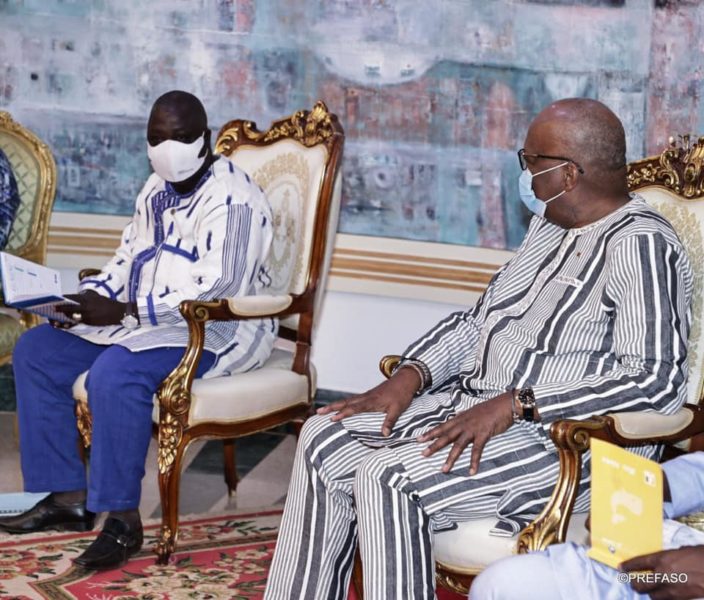 Lutte contre le VIH-SIDA :…