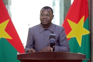 Burkina: le conseil des ministres entérine le remplacement de Newton Ahmed Barry à la CENI