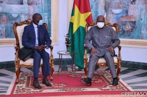 Conseil régional de l’épargne publique et des Marchés financiers : le président en fin de mandat présente son rapport au président du Faso