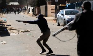 Afrique du Sud: 72 morts dans les violences après l'incarcération de Jacob Zuma