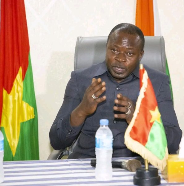 Terrorisme : Damiba veut l’implication des peuples