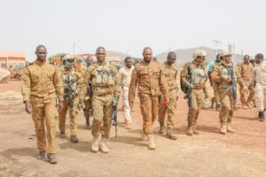 Burkina Faso : le Capitaine TRAORE au Front