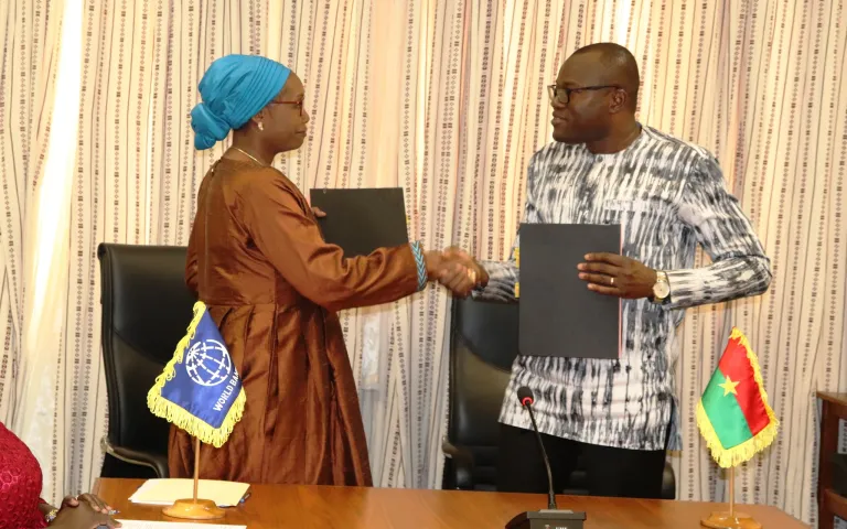 Le Burkina et la Banque mondiale signent un accor de 276 milliards de F CFA