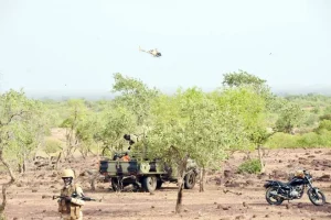 Burkina Faso / Un gendarme/ Bittou/ Ouahigouya