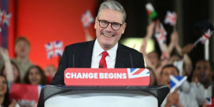 Royaume-Uni: victoire historique du Labour de Keir Starmer