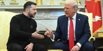Le président Volodymyr Zelensky (g.) et son homologue américain Donald Trum
