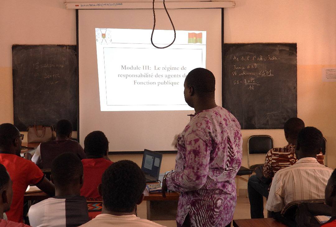 Formation des nouvelles recrues en informatique : le MTDPCE muscle les compétences pour une transition digitale réussie