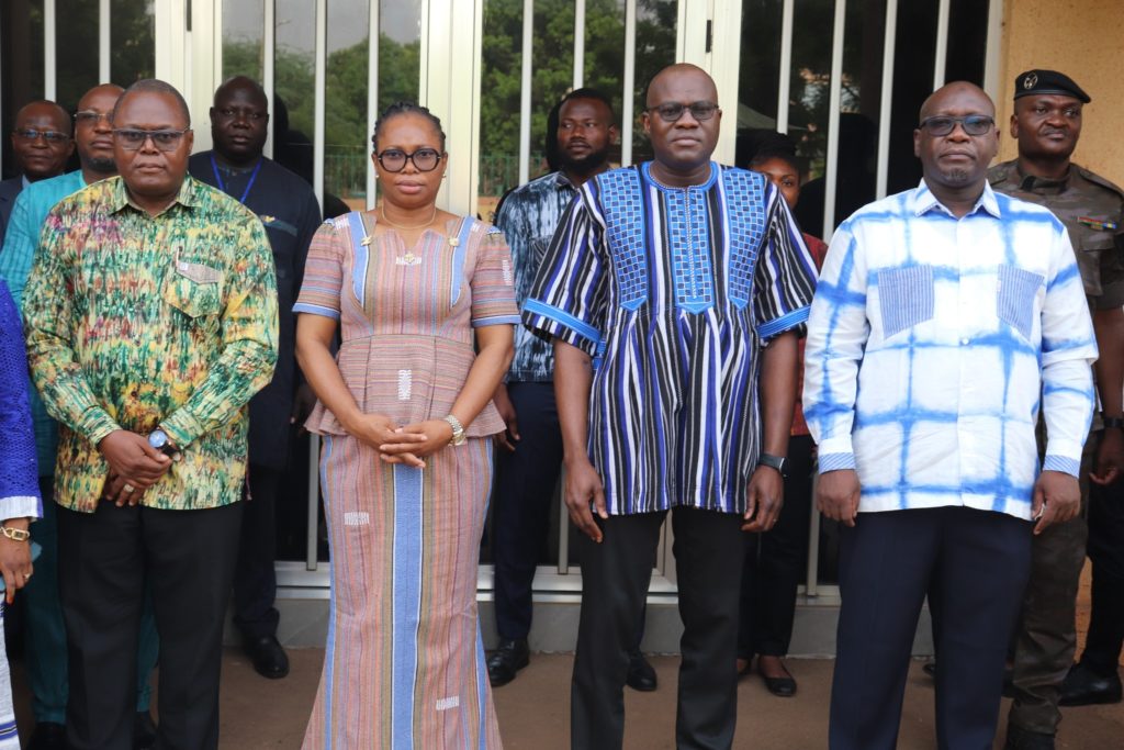 Le ministre Aboubakar NACANABO et et la ministre déléguée Fatoumata BAKO/TRAORÉ