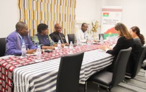 Coopération Burkina Faso - Fonds mondial : vers une meilleure disponibilité des produits de santé et un appui renforcé à la santé communautaire