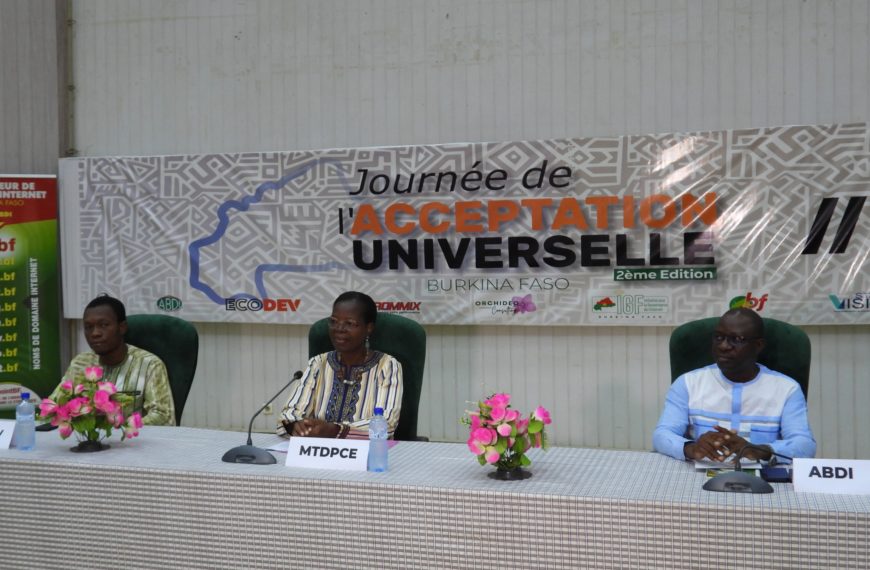 Acceptation Universelle : une avancée numérique majeure au Burkina Faso